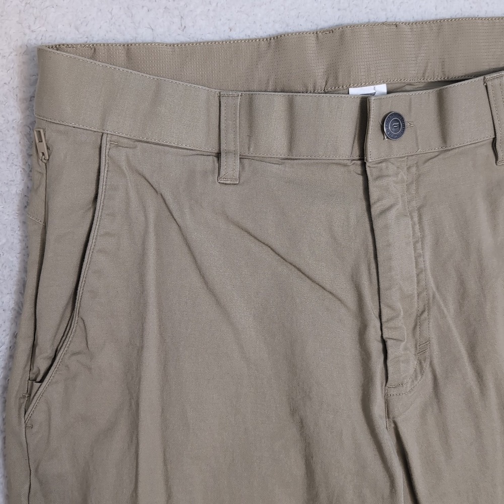 Fabletics Pants Mens 32x32 Beige Chino Golf Flat Front Lightweight Stretchy EUC